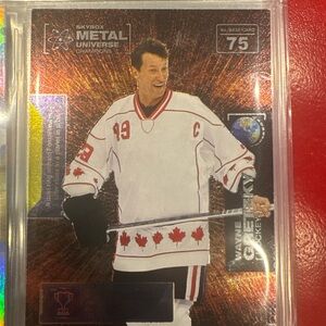 Skybox Metal Universe Hockey Card